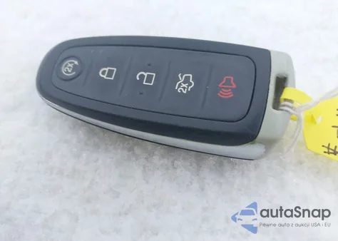 2018 Ford Escape Titanium из США, поврежденный, VIN 1FMCU9J92JUA31050